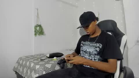 Snapshot of jax_maliq chatting on 11-07-25, 03:50 jax_maliq online show from 11-07-25, 03:50