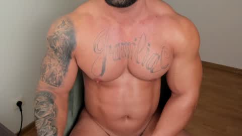 Snapshot of jaxonhunk chatting on 12-24-24, 03:05 JaxonHunk online show from 12-24-24, 03:05