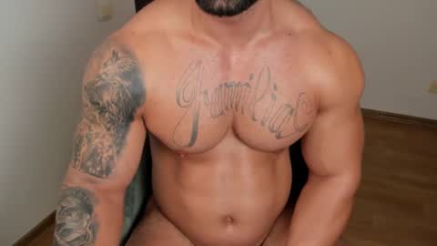 Snapshot of jaxonhunk chatting on 01-22-25, 05:05 JaxonHunk online show from 01-22-25, 05:05