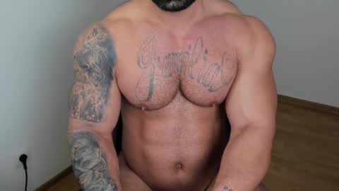 Snapshot of jaxonhunk chatting on 02-11-25, 03:40 JaxonHunk online show from 02-11-25, 03:40