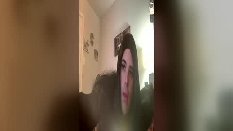 Jade Love online show from 06-23-26, 07:01