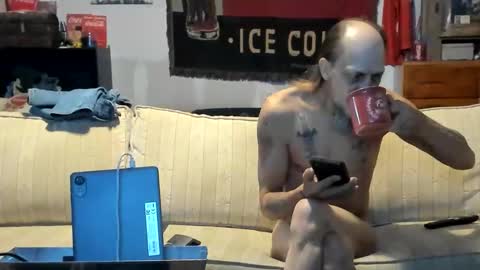 Snapshot of jay_short7863 chatting on 02-18-26, 02:35 O F jay short786 online show from 02-18-26, 02:35