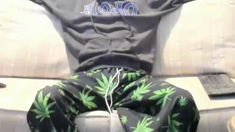 Snapshot of jay_short7863 chatting on 03-17-26, 11:30 O F jay short786 online show from 03-17-26, 11:30