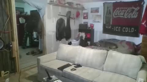 Snapshot of jay_short7863 chatting on 03-21-26, 03:22 O F jay short786 online show from 03-21-26, 03:22