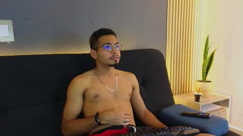 Jay online show from 10-10-25, 03:38