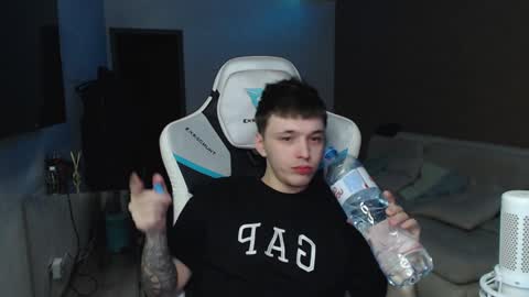 Jayce online show from 12-15-24, 08:15