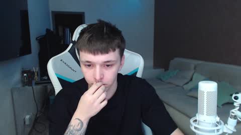 Jayce online show from 12-18-24, 11:34