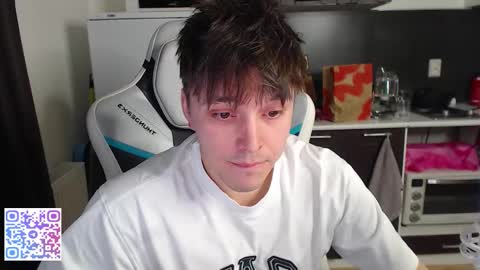 Snapshot of jayce_icestone chatting on 02-18-26, 04:36 Jayce online show from 02-18-26, 04:36