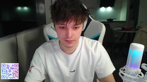 Snapshot of jayce_icestone chatting on 03-23-26, 03:05 Jayce online show from 03-23-26, 03:05