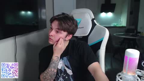 Snapshot of jayce_icestone chatting on 04-01-26, 05:54 Jayce online show from 04-01-26, 05:54