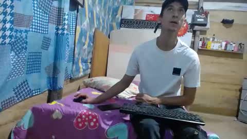 jaycob_v online show from 05-10-26, 12:38