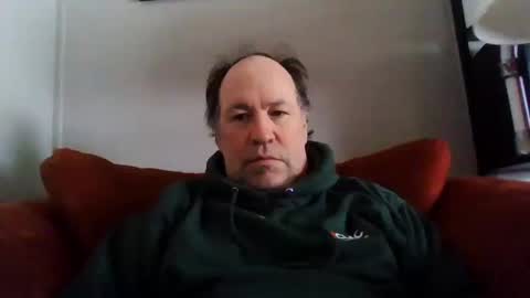 Snapshot of jaycu1962 chatting on 10-12-25, 10:20 Jay online show from 10-12-25, 10:20