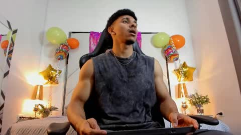Snapshot of jaydenvance chatting on 05-05-26, 05:15 JAYDEN online show from 05-05-26, 05:15