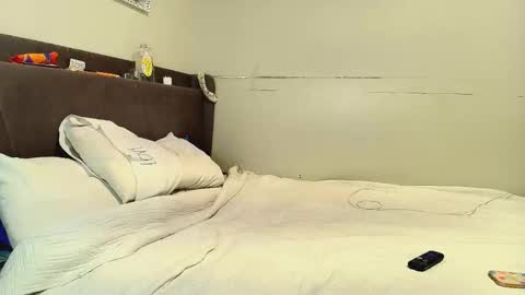 Naomiruty online show from 09-20-25, 01:28