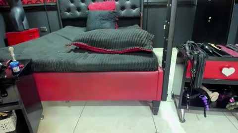 Snapshot of jaylen_bdsm chatting on 03-26-26, 11:49 jaylen_bdsm online show from 03-26-26, 11:49