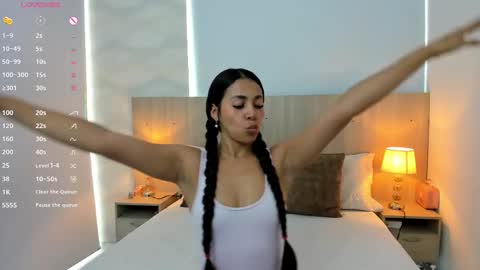 Jaylen Sweet OLINE  2 PM-10PM TIME COLOMBIA online show from 10-23-25, 11:31