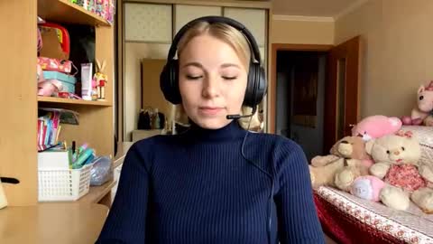 Mira online show from 10-13-25, 08:36