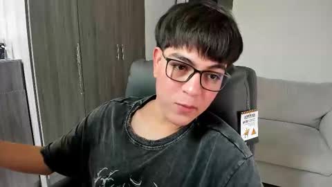 Snapshot of jaythomax chatting on 03-01-26, 06:43 jaythomax online show from 03-01-26, 06:43