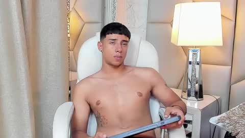 jaze_bradley online show from 03-01-25, 02:44