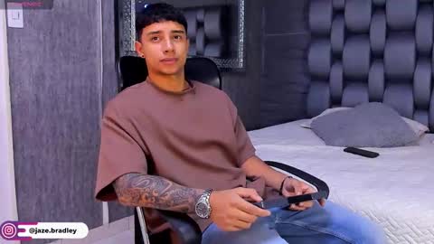 jaze_bradley online show from 09-23-25, 11:24
