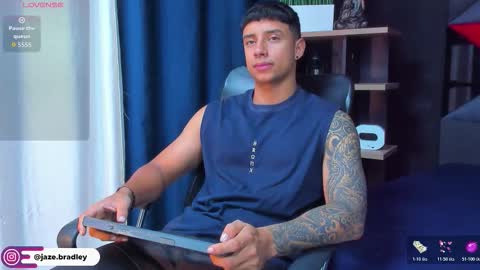 jaze_bradley online show from 10-29-25, 11:23