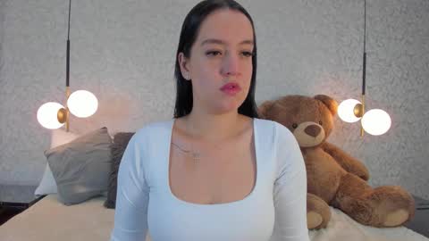 Snapshot of jazlin_angels chatting on 02-18-26, 08:10 JAZLIN ANGELS online show from 02-18-26, 08:10