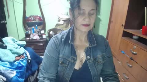 jazmim online show from 01-29-25, 01:28