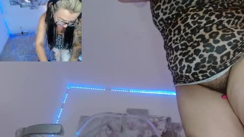 Snapshot of jazmin_ross chatting on 02-10-26, 02:04 jazmin online show from 02-10-26, 02:04