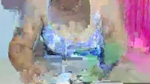 jazmin online show from 01-21-25, 01:50