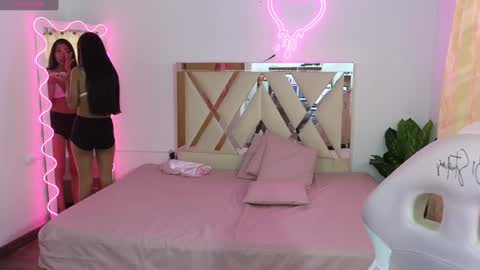 Jazmin  online show from 12-22-24, 06:15