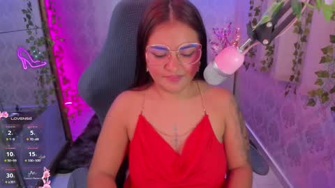Snapshot of jazmineferrari1 chatting on 01-04-25, 01:31 Jazmine online show from 01-04-25, 01:31
