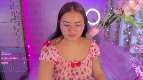 Snapshot of jazmineferrari1 chatting on 01-11-25, 07:39 Jazmine online show from 01-11-25, 07:39