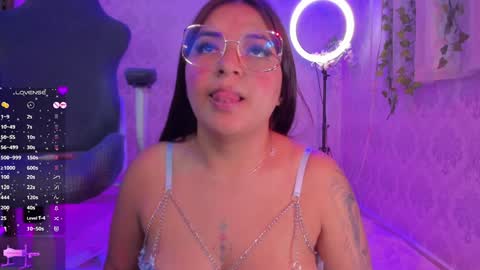Snapshot of jazmineferrari1 chatting on 01-30-25, 01:42 Jazmine online show from 01-30-25, 01:42