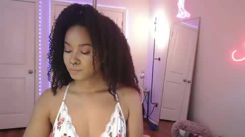 Jazmine Fox online show from 02-16-26, 06:04