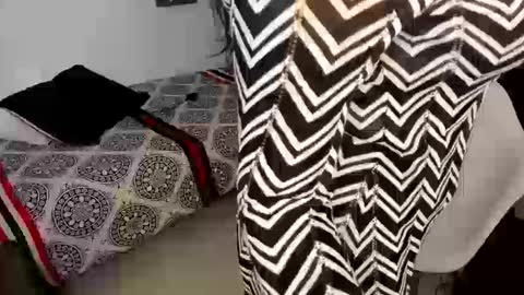Jazmin online show from 09-18-25, 04:31