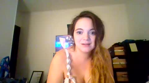 Jazzyrae online show from 12-20-24, 05:04