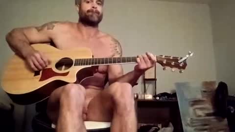 Snapshot of jbmck chatting on 10-19-25, 01:06 jackson bowling online show from 10-19-25, 01:06