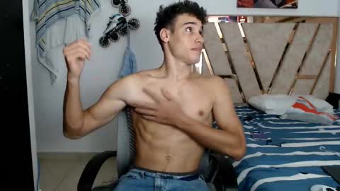 Lin online show from 02-06-26, 12:48