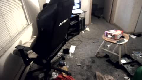 jburns87 online show from 06-28-26, 07:14