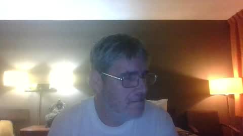 Snapshot of jcadeoutsider chatting on 11-18-25, 01:11 jcadeoutsider online show from 11-18-25, 01:11