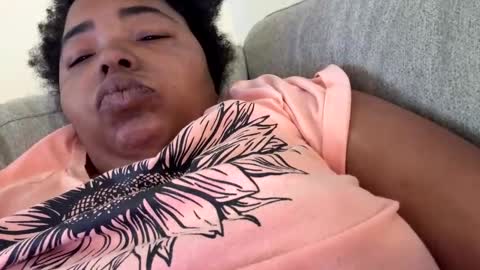JCCaramelbarbie online show from 02-04-25, 07:55
