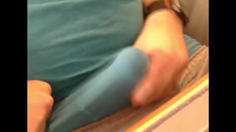 jcdogg11 online show from 10-23-25, 04:28