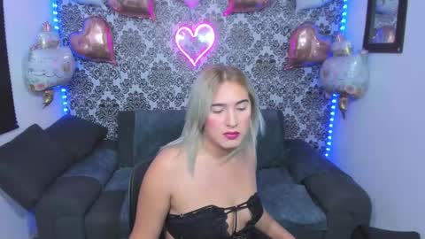 . Julianita y Valery . online show from 03-04-26, 03:12