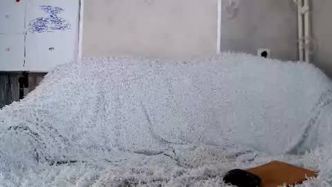 Angel online show from 06-15-26, 01:41