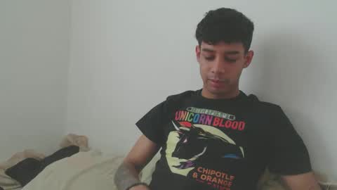 Snapshot of jeampier_sexy chatting on 01-08-25, 05:59 jeampier_sexy online show from 01-08-25, 05:59