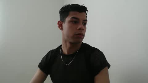 Snapshot of jeampier_sexy chatting on 01-09-25, 06:47 jeampier_sexy online show from 01-09-25, 06:47
