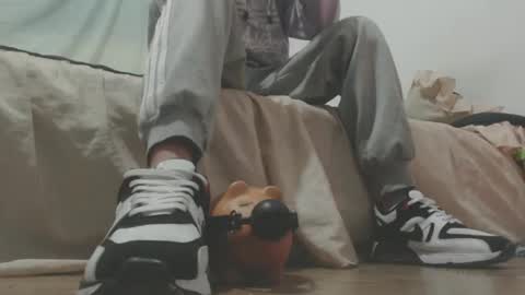 Snapshot of jeampier_sexy chatting on 01-16-25, 01:48 jeampier_sexy online show from 01-16-25, 01:48