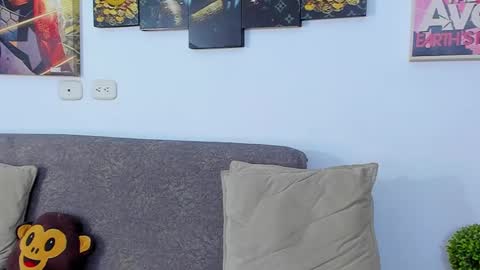 Jean  axelcrow       Modelo Independiente online show from 02-04-25, 08:13