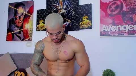 Jean  axelcrow       Modelo Independiente online show from 03-07-25, 10:13