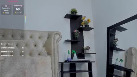 Snapshot of jean_miller20 chatting on 01-27-25, 06:52 JEAN online show from 01-27-25, 06:52